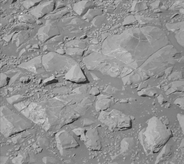 Sol 1906: Mast Camera (Mastcam)
