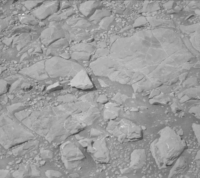 Sol 1906: Mast Camera (Mastcam)
