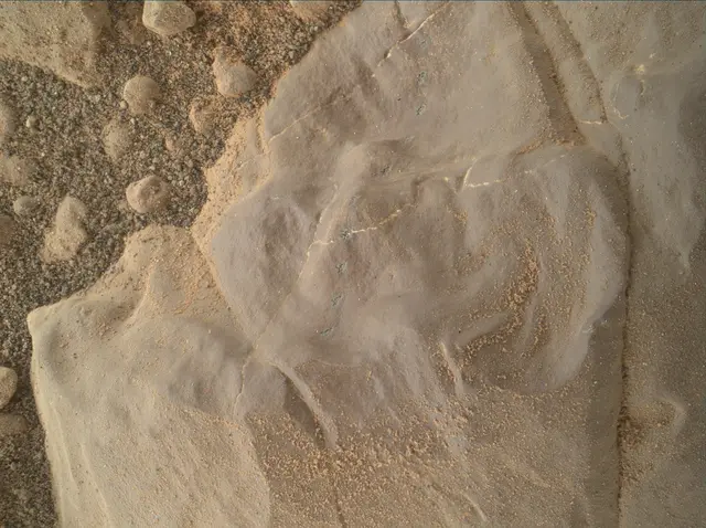 Sol 1907: Mars Hand Lens Imager (MAHLI)