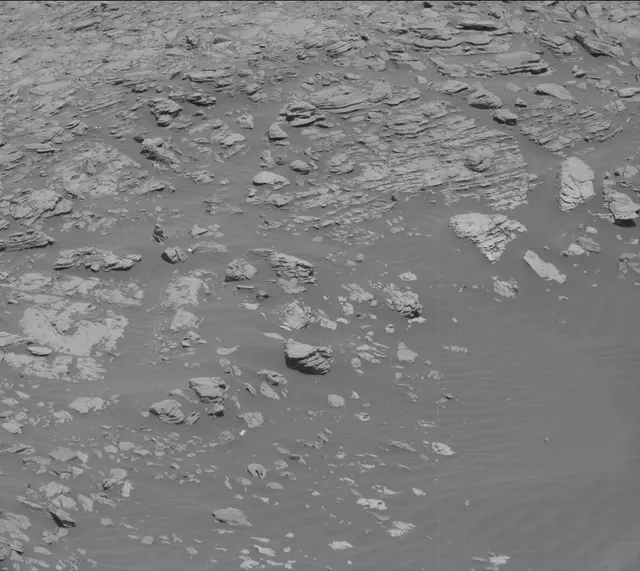Sol 1909: Mast Camera (Mastcam)