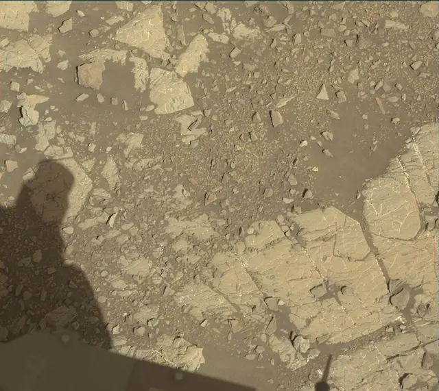 Sol 1910: Mast Camera (Mastcam)
