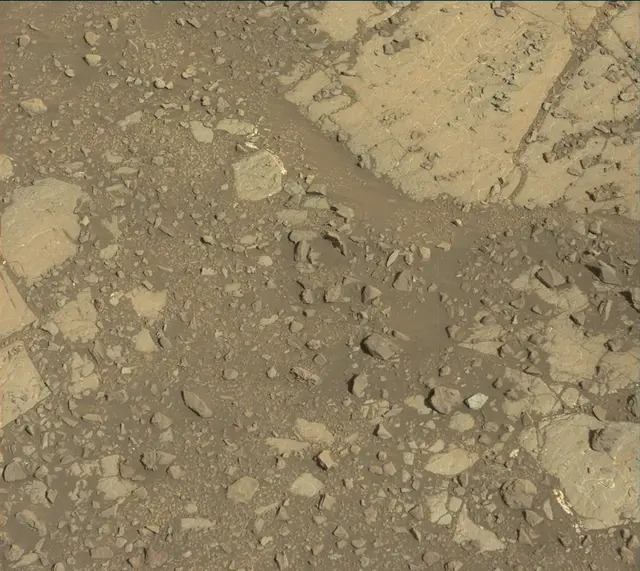 Sol 1910: Mast Camera (Mastcam)