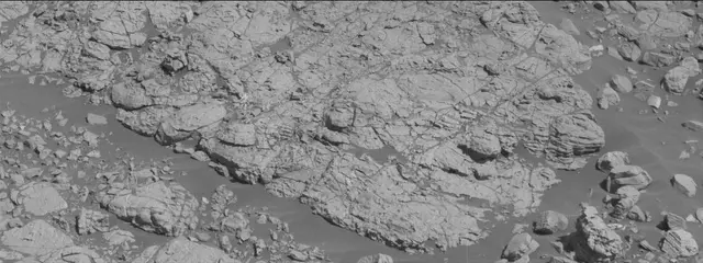 Sol 1911: Mast Camera (Mastcam)