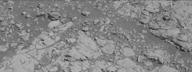 Sol 1911: Mast Camera (Mastcam)