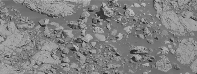 Sol 1911: Mast Camera (Mastcam)