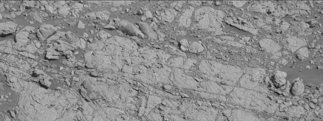 Sol 1911: Mast Camera (Mastcam)