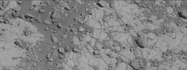 Sol 1911: Mast Camera (Mastcam)