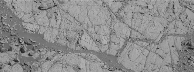 Sol 1911: Mast Camera (Mastcam)