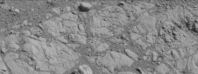 Sol 1911: Mast Camera (Mastcam)