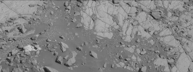 Sol 1911: Mast Camera (Mastcam)