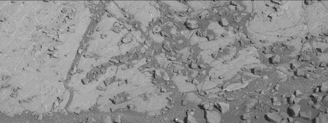 Sol 1911: Mast Camera (Mastcam)
