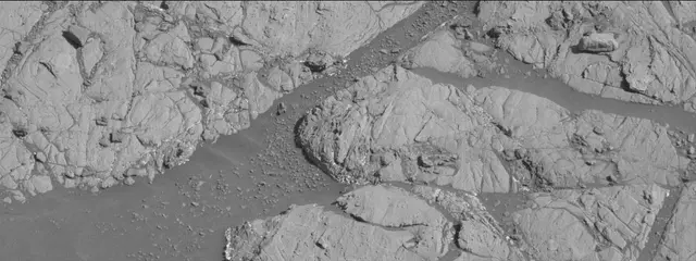 Sol 1911: Mast Camera (Mastcam)