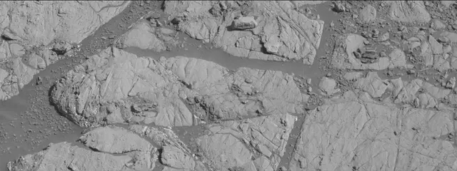 Sol 1911: Mast Camera (Mastcam)