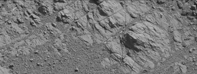 Sol 1911: Mast Camera (Mastcam)