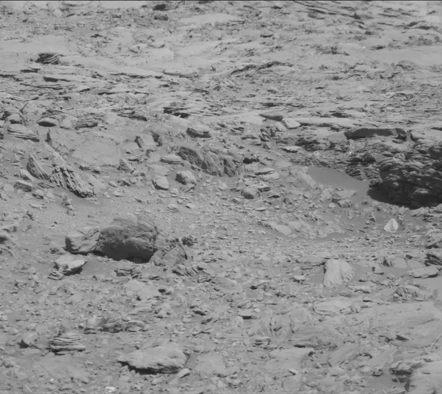 Sol 1911: Mast Camera (Mastcam)