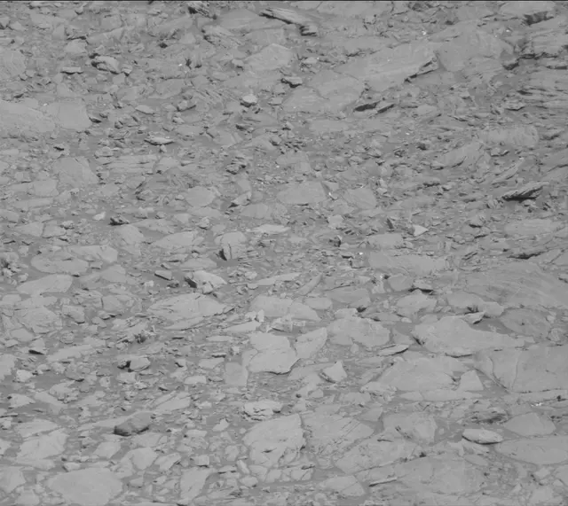 Sol 1911: Mast Camera (Mastcam)