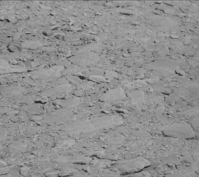 Sol 1911: Mast Camera (Mastcam)