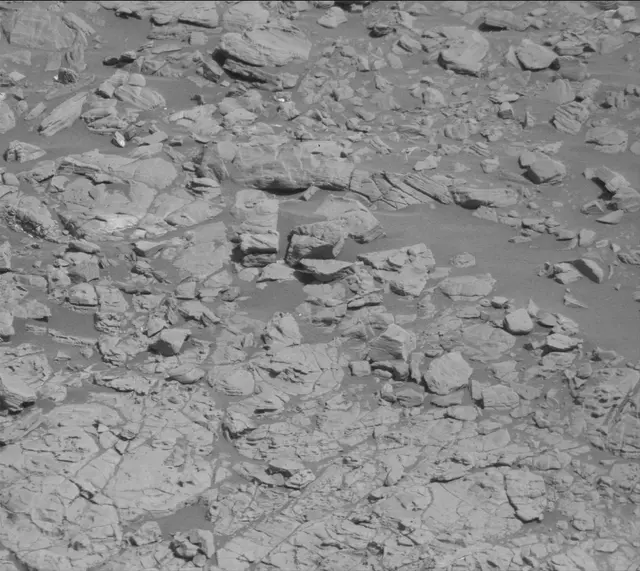 Sol 1911: Mast Camera (Mastcam)