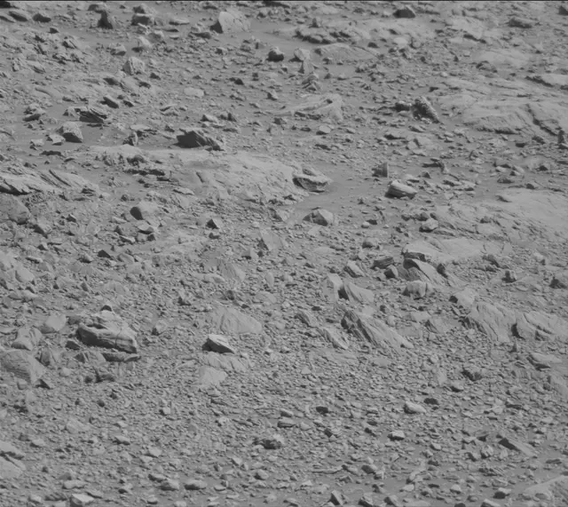 Sol 1911: Mast Camera (Mastcam)