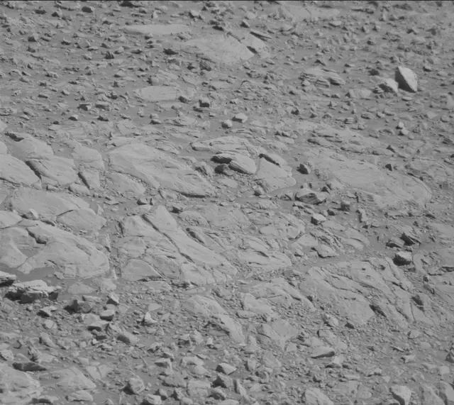 Sol 1911: Mast Camera (Mastcam)