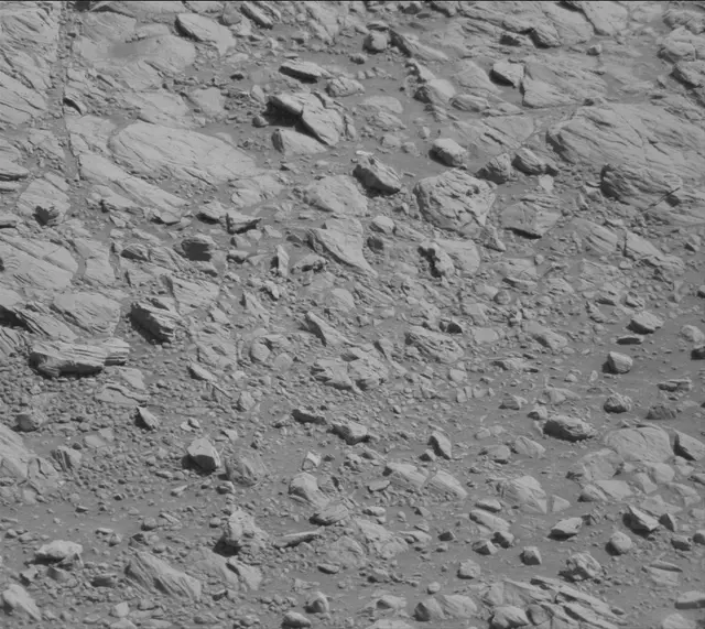 Sol 1911: Mast Camera (Mastcam)