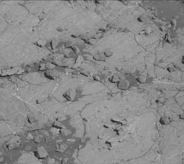 Sol 1911: Mast Camera (Mastcam)