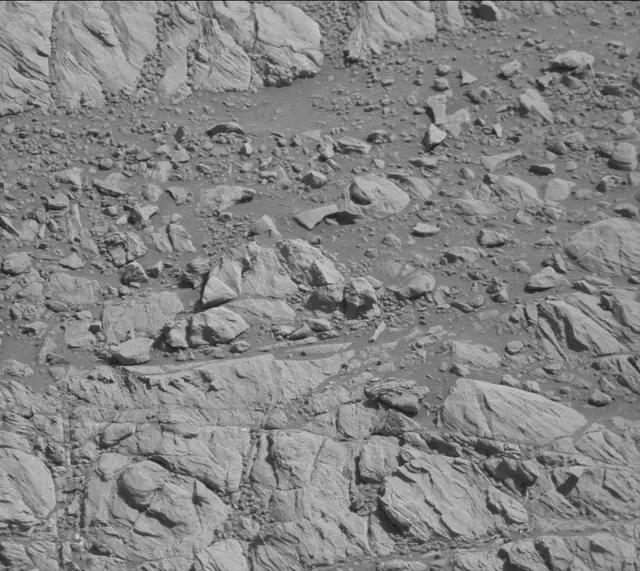 Sol 1911: Mast Camera (Mastcam)