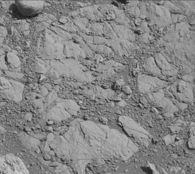 Sol 1911: Mast Camera (Mastcam)