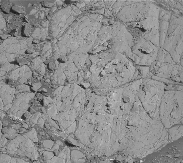 Sol 1911: Mast Camera (Mastcam)