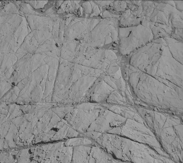 Sol 1911: Mast Camera (Mastcam)
