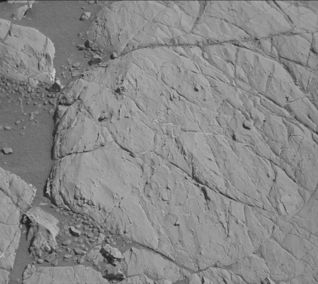 Sol 1911: Mast Camera (Mastcam)