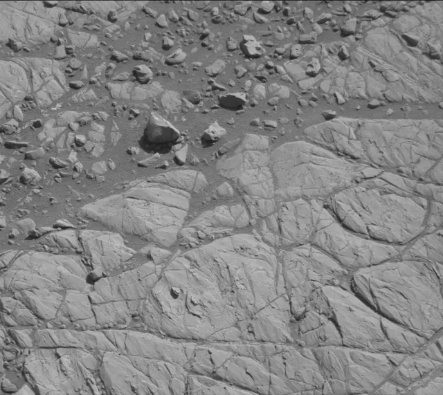 Sol 1911: Mast Camera (Mastcam)