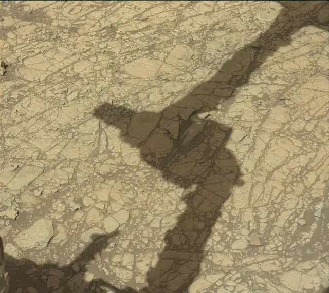 Sol 1912: Mast Camera (Mastcam)