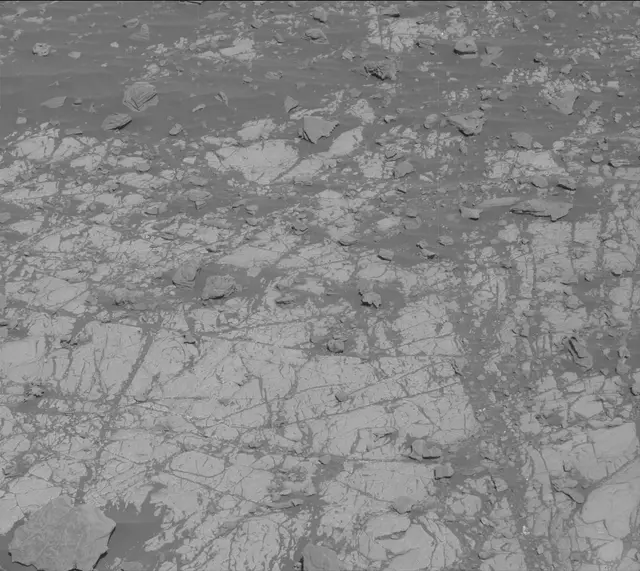 Sol 1922: Mast Camera (Mastcam)