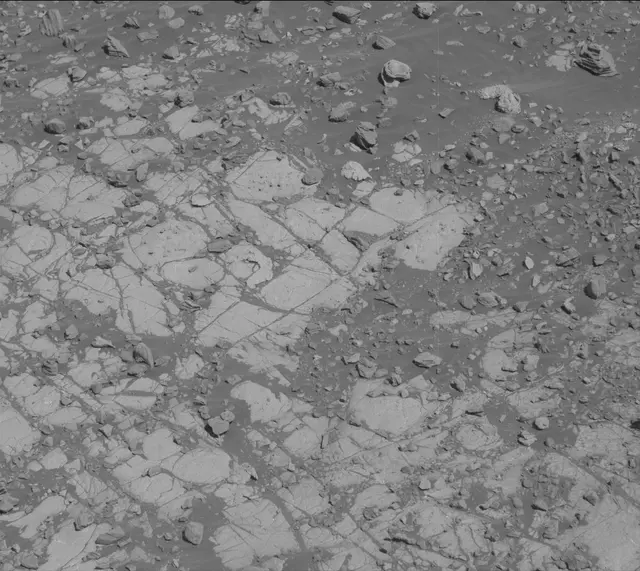 Sol 1922: Mast Camera (Mastcam)