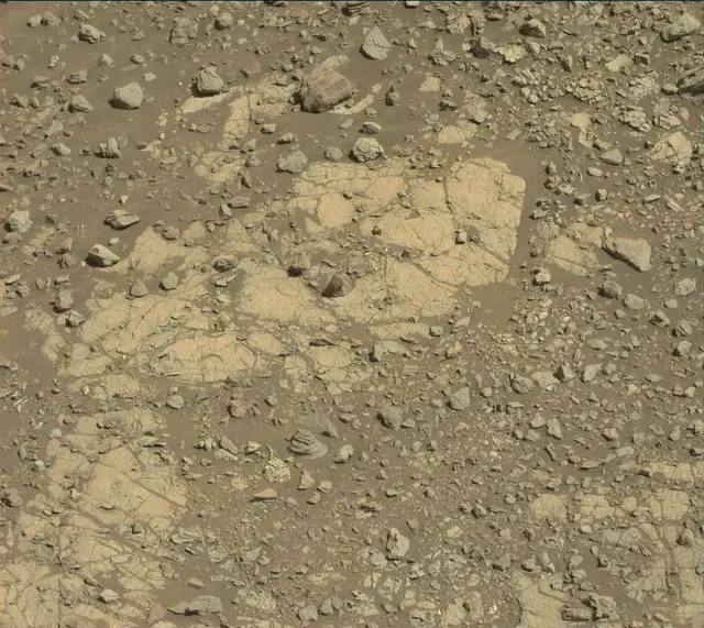 Sol 1922: Mast Camera (Mastcam)