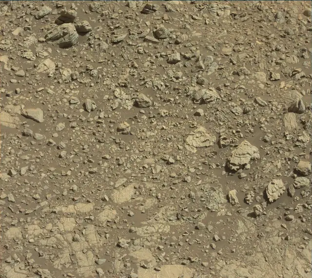 Sol 1922: Mast Camera (Mastcam)