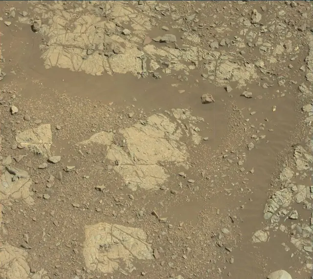Sol 1922: Mast Camera (Mastcam)