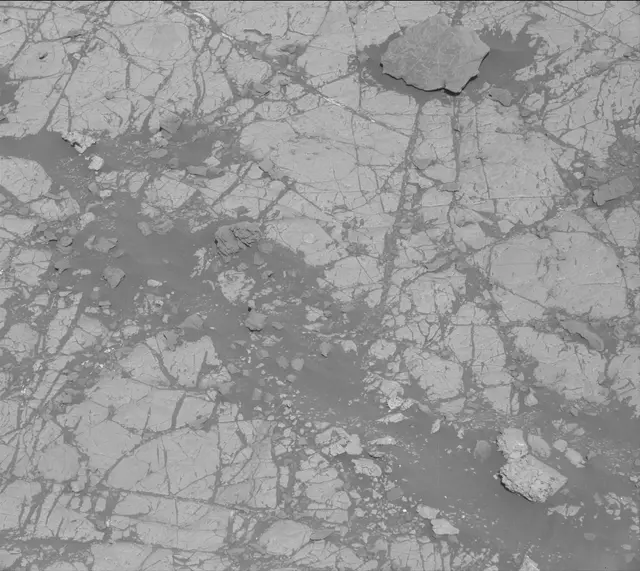Sol 1922: Mast Camera (Mastcam)