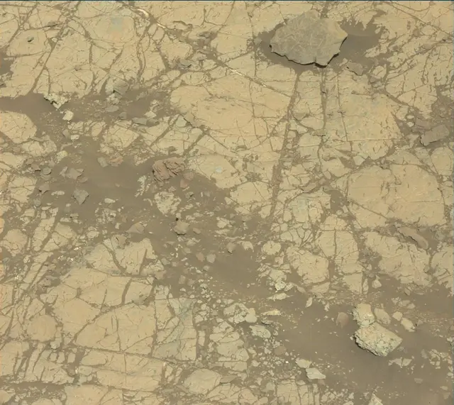 Sol 1922: Mast Camera (Mastcam)