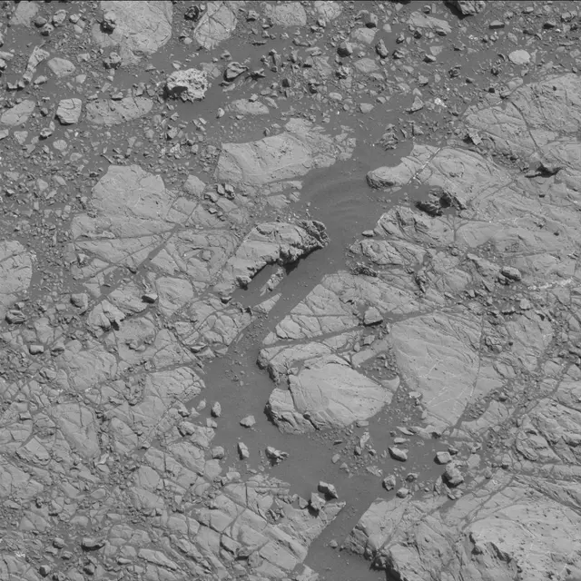 Sol 1922: Mast Camera (Mastcam)