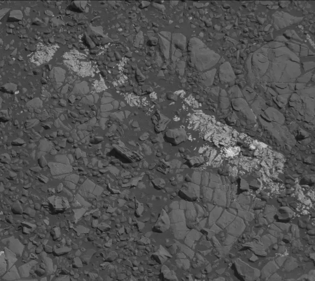Sol 1922: Mast Camera (Mastcam)
