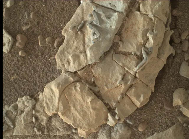 Sol 1922: Mars Hand Lens Imager (MAHLI)