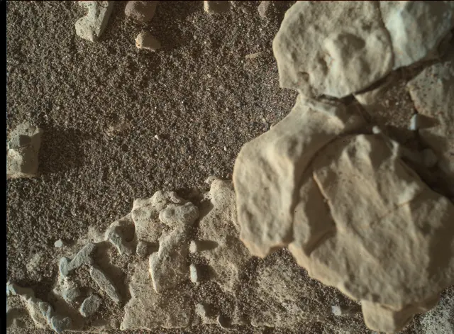 Sol 1922: Mars Hand Lens Imager (MAHLI)
