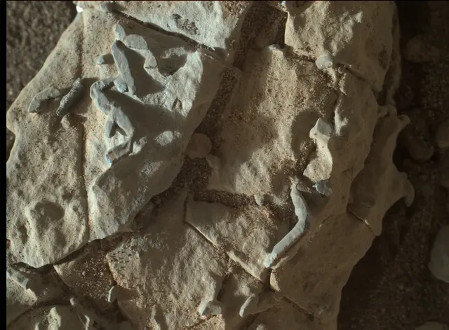 Sol 1922: Mars Hand Lens Imager (MAHLI)