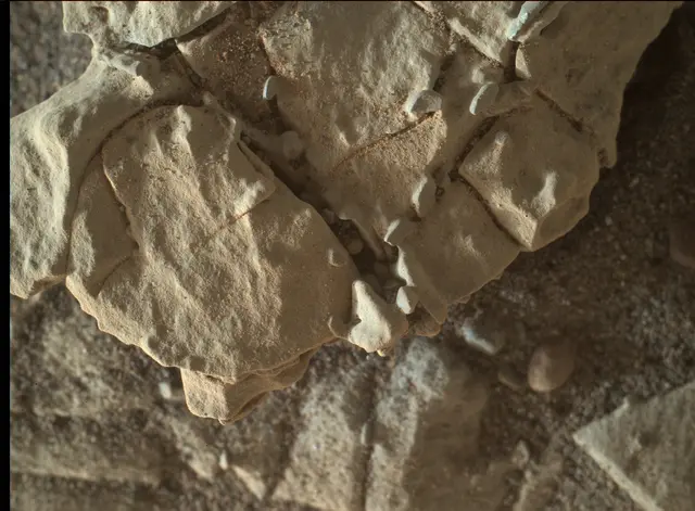 Sol 1922: Mars Hand Lens Imager (MAHLI)