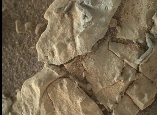 Sol 1922: Mars Hand Lens Imager (MAHLI)