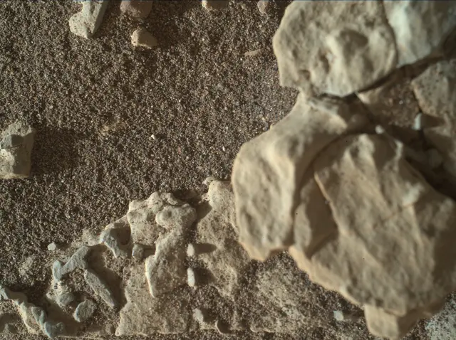 Sol 1922: Mars Hand Lens Imager (MAHLI)