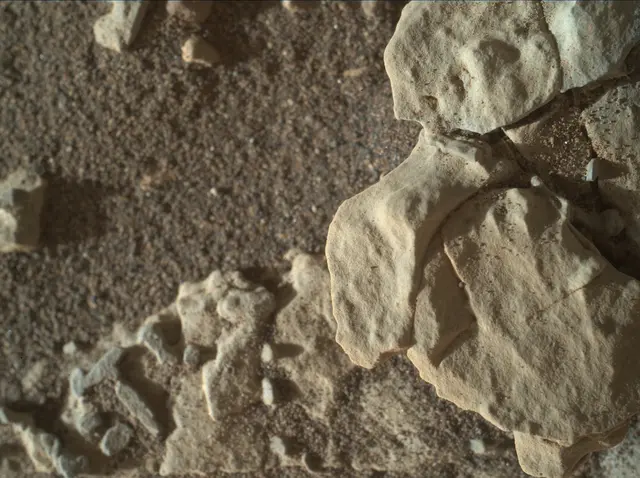 Sol 1922: Mars Hand Lens Imager (MAHLI)