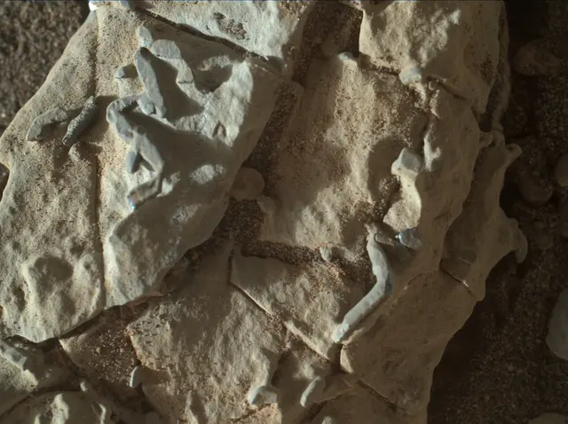 Sol 1922: Mars Hand Lens Imager (MAHLI)
